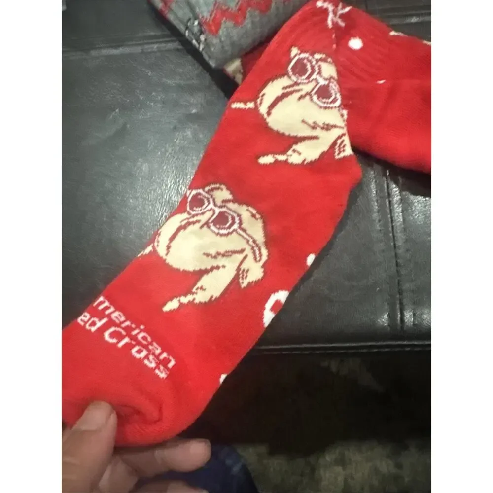 FRIENDS crew unisex socks HOLIDAY limited edition from RED CROSS
